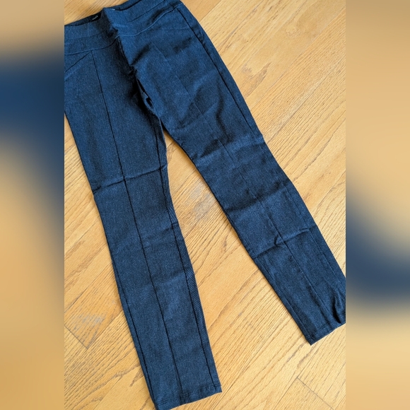 Simply Vera Vera Wang Charcoal Ankle Pants - Picture 2 of 8